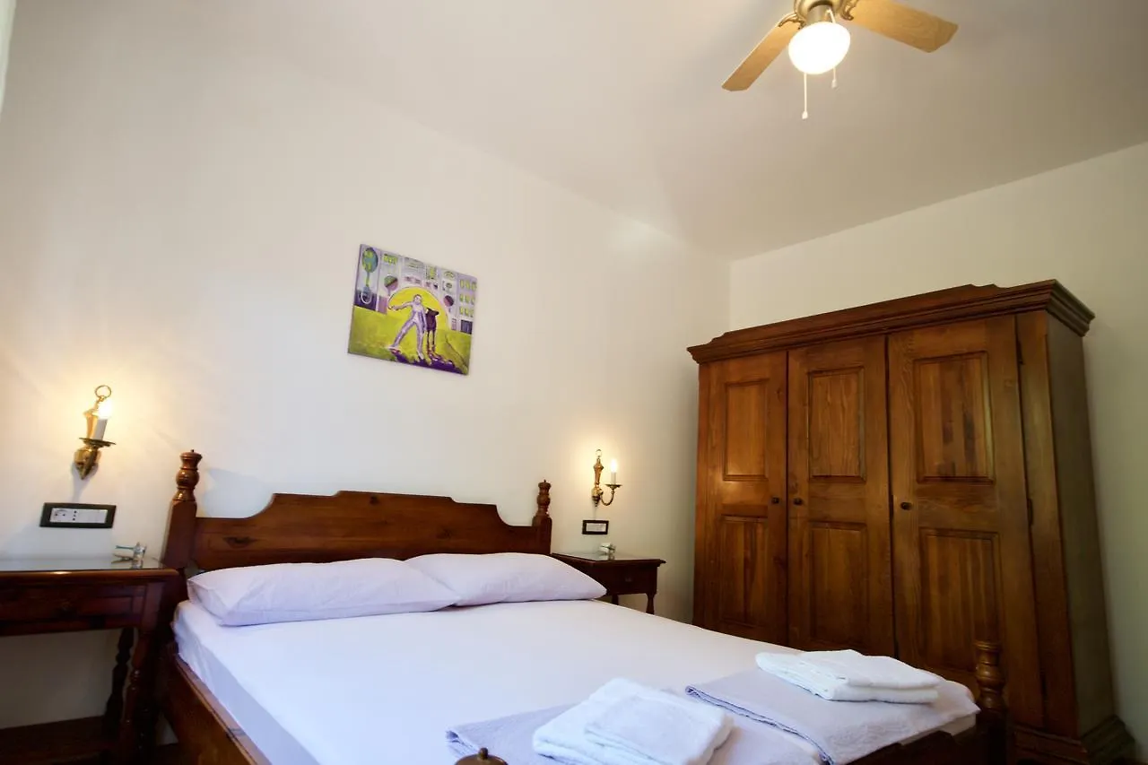 Dunja Apartments Premantura 0*,